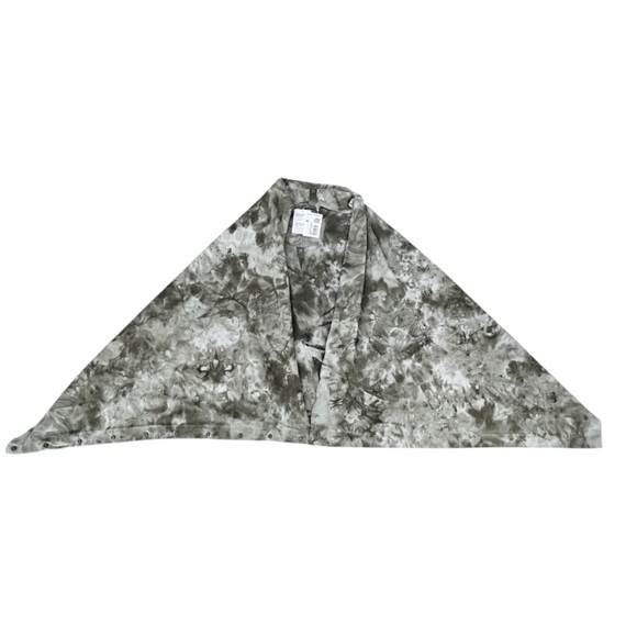 NWT LULULEMON CUSTMOZABLE SNAP SCARF - Picture 4 of 8